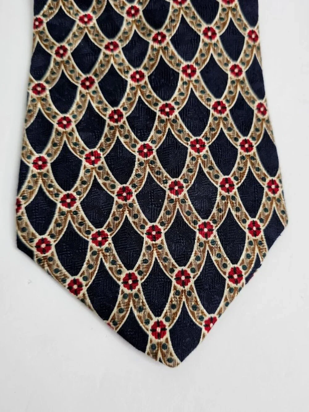 LANDS' END Direct Merchants 100% Silk Tie Necktie BLACK W RED GOLD Geometric 58